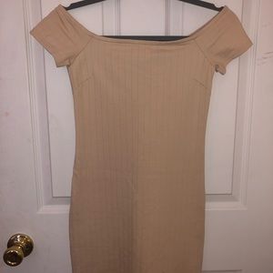 Off-the-shoulder blush bodycon dress
